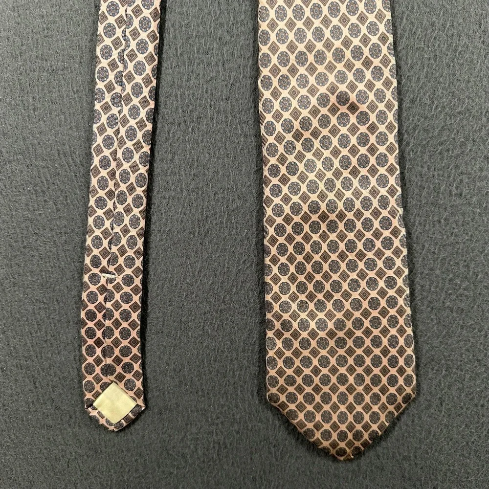 Vintage Yves Saint Laurent Tie Mens One Size Pink Silk‎ Geometric Jacquard USA